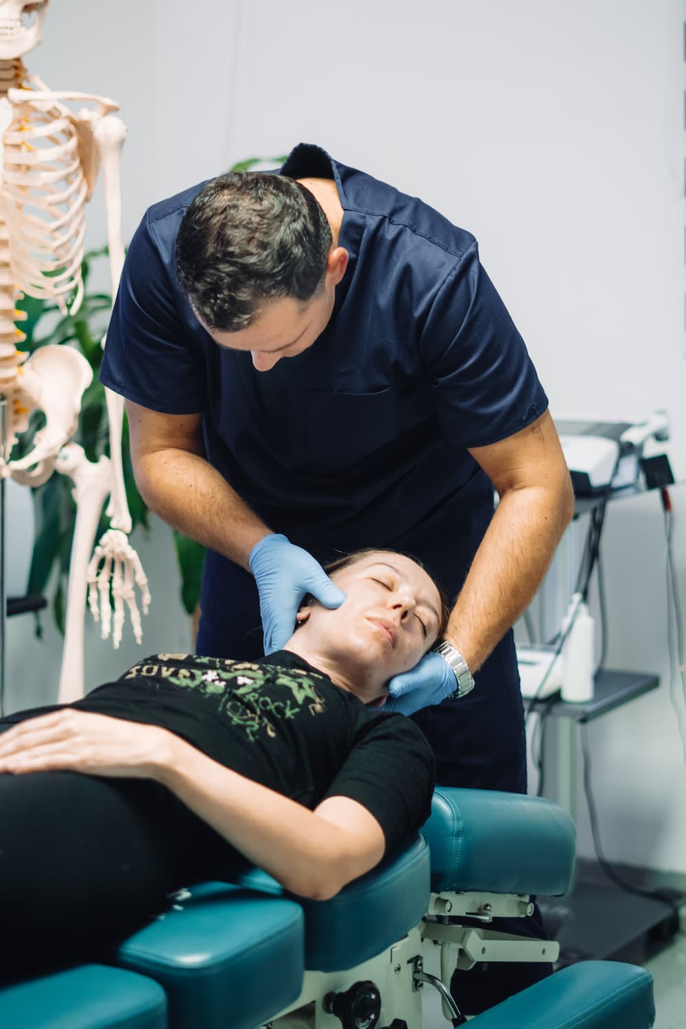 Terapie manuală — Osteopath Concept